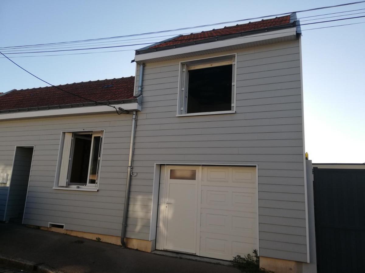 P'Tite Maison Atypique Avec Terrasse Villa Nantes Bagian luar foto